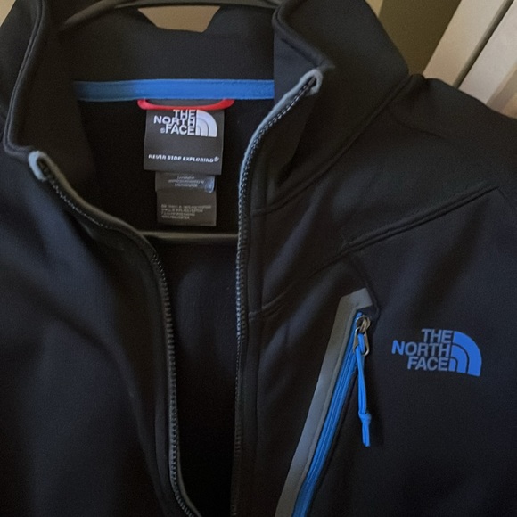 Northface Pullover - Picture 3 of 3